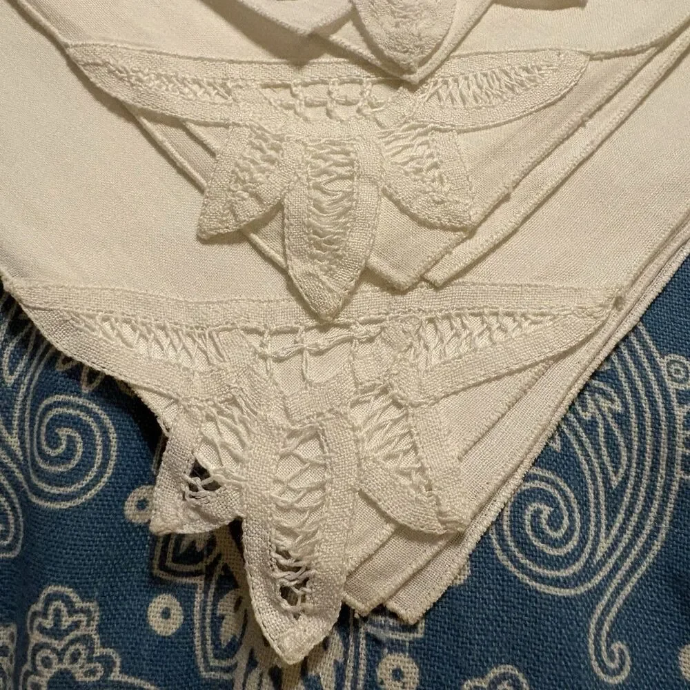 Vintage Napkins Embroidered Battenburg Lace Set of 4 Scalloped Edge 16x16 White